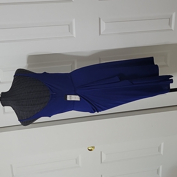 bcbg maxazria Dress Size M NWT Deep Royal Blue - Picture 5 of 8
